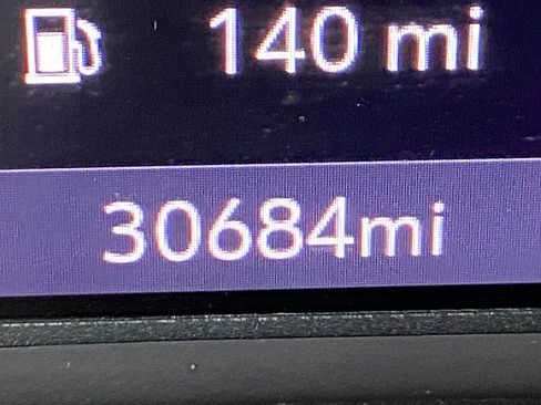 Used 2022 Chevrolet Colorado Z71 image 18