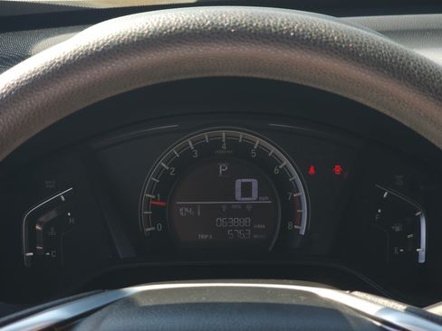 Used 2017 Honda CR-V LX image 25