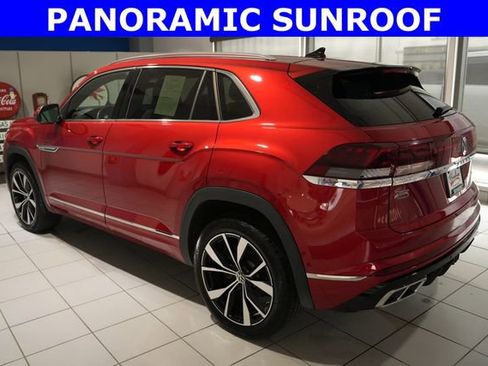 Used 2025 Volkswagen Atlas Cross Sport SEL Premium R-Line AWD/4WD image 4