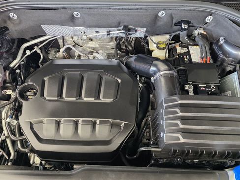 Used 2025 Volkswagen Atlas SEL image 21