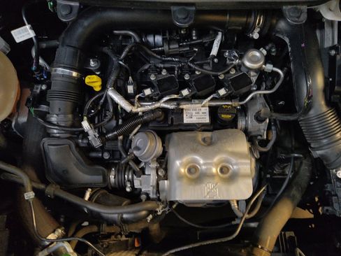 Used 2019 Ford EcoSport Titanium FWD image 30