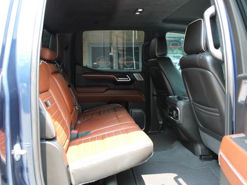 Used 2022 GMC Sierra 1500 Denali Ultimate AWD/4WD image 26