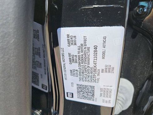 New 2026 GMC Canyon Elevation w/ Convenience Package RWD image 32