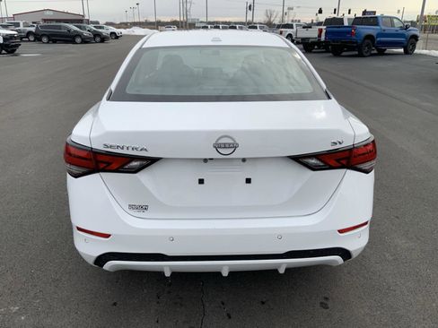 Used 2024 Nissan Sentra SV image 7