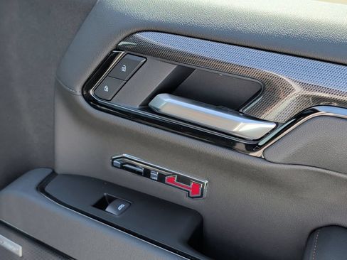 New 2026 GMC Sierra 1500 AT4 w/ AT4 Premium Package AWD/4WD image 41