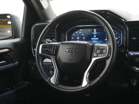 Used 2024 Chevrolet Silverado 1500 RST AWD/4WD image 15