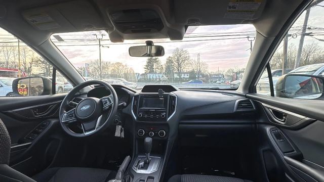 Used 2023 Subaru Crosstrek 2.0i AWD/4WD image 19