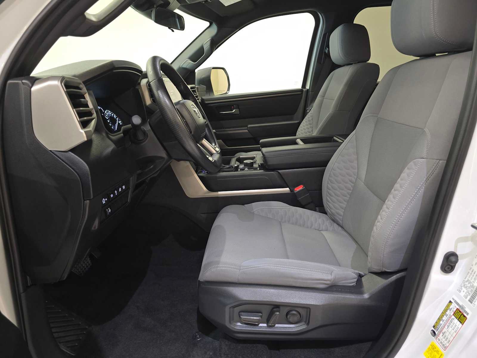Certified 2025 Toyota Tundra SR5 AWD/4WD image 21