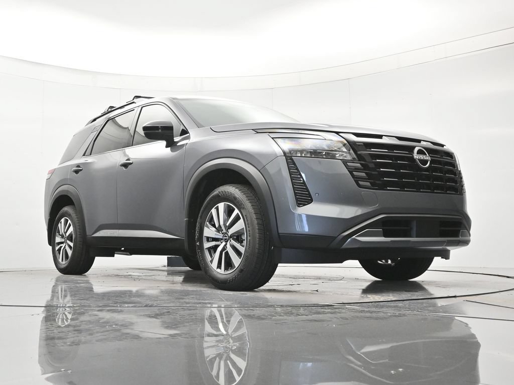 New 2026 Nissan Pathfinder SL w/ Cargo Package FWD image 39