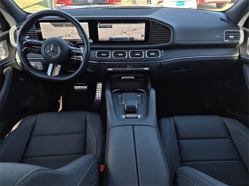 Certified 2025 Mercedes-Benz GLS 450 4MATIC image 36