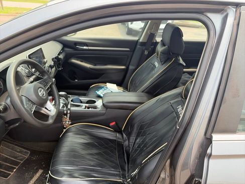 Used 2022 Nissan Altima 2.5 SV AWD/4WD image 16