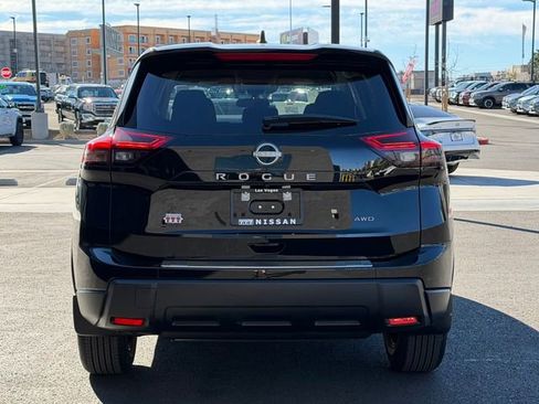 New 2026 Nissan Rogue SV AWD/4WD image 5