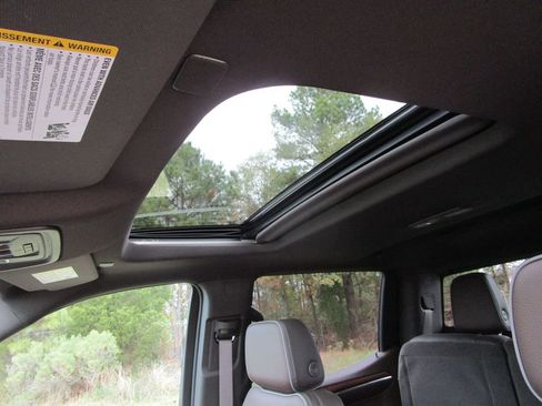 Used 2023 GMC Sierra 1500 Denali w/ Denali Reserve Package image 39