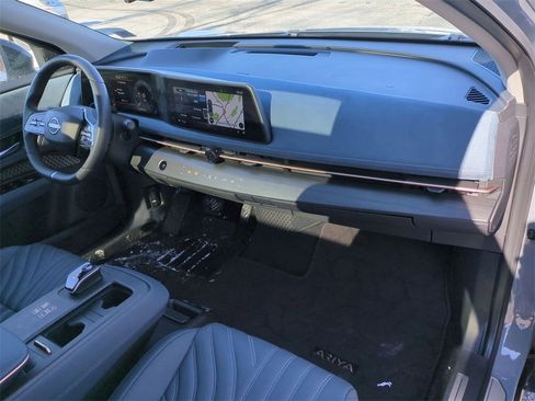 Used 2025 Nissan Ariya Platinum image 26