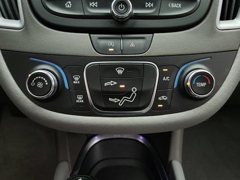 Used 2020 Chevrolet Malibu LS w/ Driver Confidence Package II FWD image 16