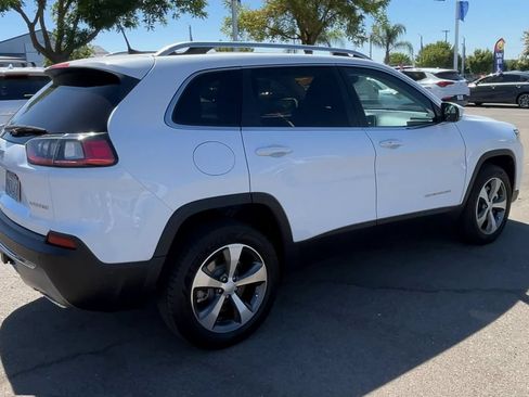 Used 2021 Jeep Cherokee Limited w/ Trailer Tow Group AWD/4WD image 7