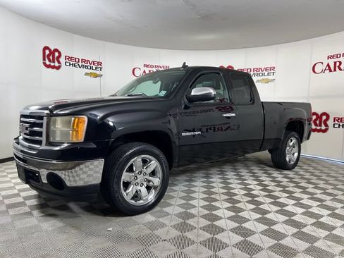 Used 2012 GMC Sierra 1500 SLE w/ Texas Edition RWD image 3