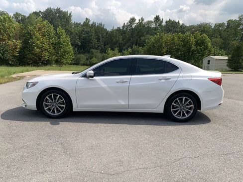 Used 2020 Acura TLX w/ Technology Package FWD image 4