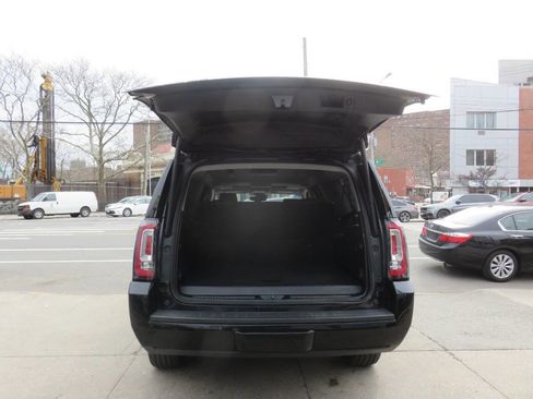 Used 2016 GMC Yukon XL SLT w/ Open Road Package image 27