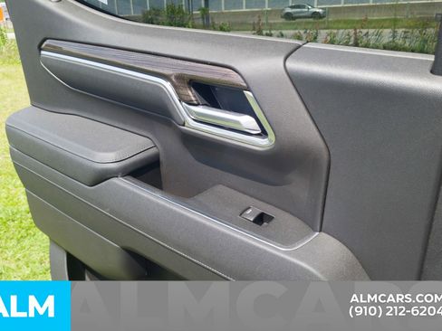 Used 2026 Chevrolet Silverado 1500 LT AWD/4WD image 23