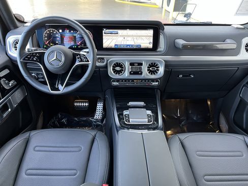 New 2025 Mercedes-Benz G 550 image 17