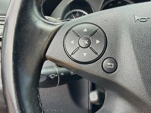 Used 2010 Mercedes-Benz E 350 Sedan image 36