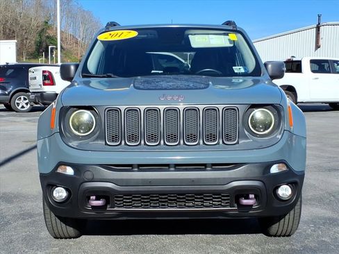 Used 2017 Jeep Renegade Trailhawk image 10