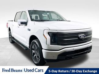 Used 2024 Ford F150 Lightning Lariat video 1