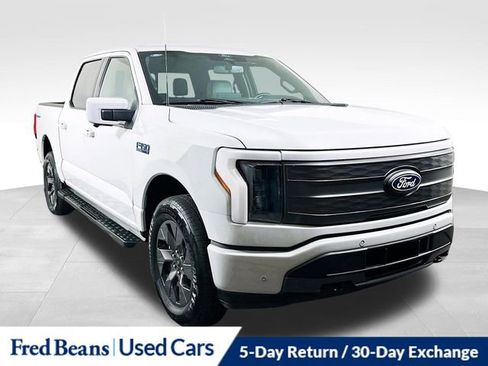 Used 2024 Ford F150 Lightning Lariat image 1