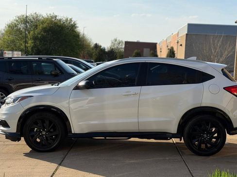 Used 2022 Honda HR-V Sport image 4