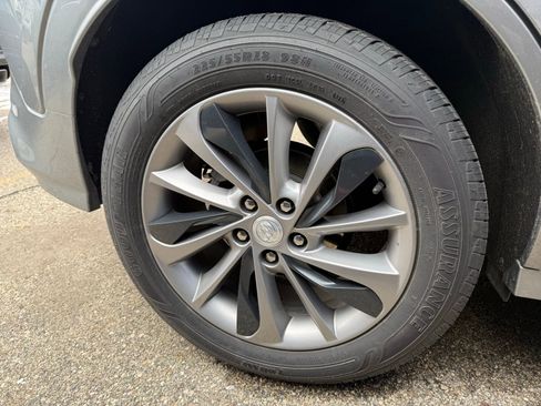 Used 2023 Buick Encore GX Select w/ Sport Touring Package image 9