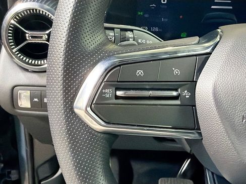 Used 2025 Chevrolet Blazer EV LT image 32