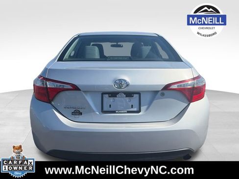 Used 2016 Toyota Corolla L FWD image 7