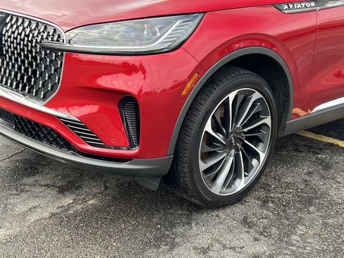 Used 2025 Lincoln Aviator Reserve w/ Equipment Group 201A image 8