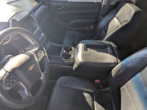 Used 2015 Chevrolet Tahoe LT image 8