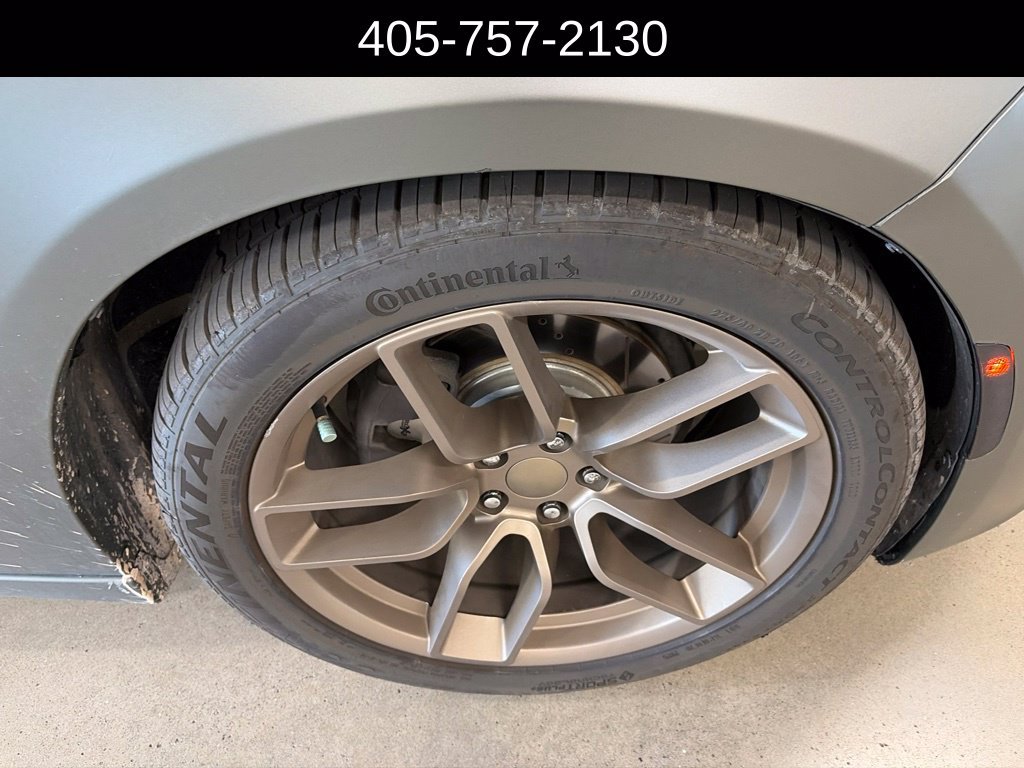 Used 2016 Dodge Charger SXT w/ Plus Group RWD image 14
