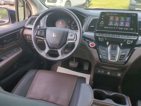 Used 2025 Honda Odyssey Elite image 30