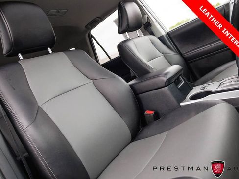 Used 2017 Toyota 4Runner SR5 Premium AWD/4WD image 4