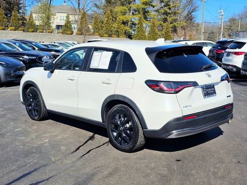 Used 2023 Honda HR-V Sport image 12
