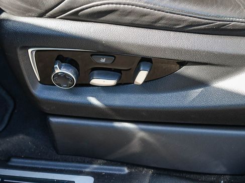 Used 2019 Cadillac Escalade Platinum w/ Escalade Sport Edition image 25