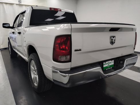 Used 2022 RAM 1500 Classic SLT RWD image 5