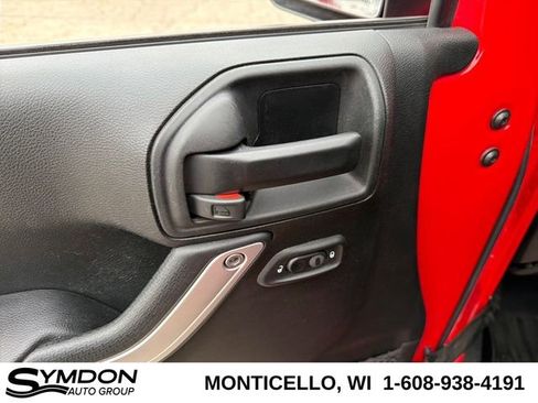 Used 2017 Jeep Wrangler Unlimited Sahara w/ Dual Top Group image 16