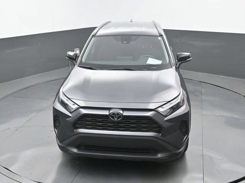Used 2024 Toyota RAV4 XLE FWD image 30