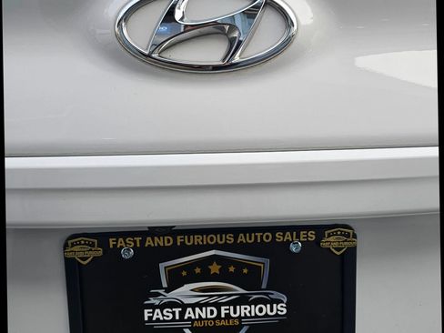 Used 2021 Hyundai Kona SE w/ Cargo Package AWD/4WD image 28