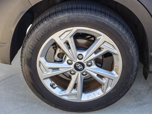 Used 2023 Hyundai Kona SEL FWD image 7