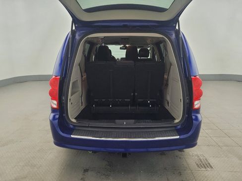 Used 2018 Dodge Grand Caravan SE w/ UConnect Hands-Free Group FWD image 29