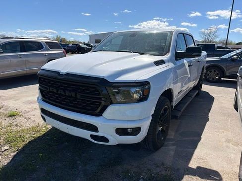 Used 2023 RAM 1500 Big Horn AWD/4WD image 3