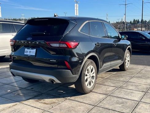 Used 2025 Ford Escape Active image 5
