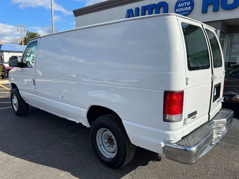 Used 2013 Ford E-250 and Econoline 250 w/ Commercial Cargo Van Pkg RWD image 12