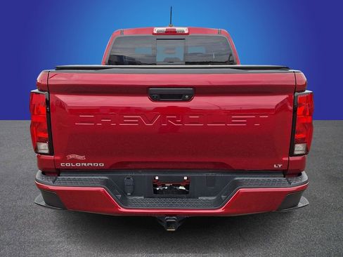 Used 2024 Chevrolet Colorado LT w/ LT Convenience Package II AWD/4WD image 5